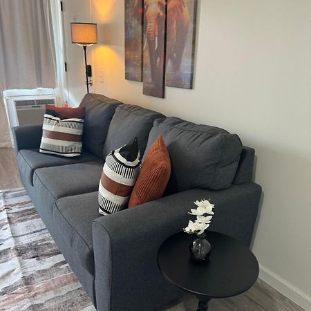 1414- Heart Of Waikiki With Kitchen - Free Parking - City View Хонолулу Екстериор снимка