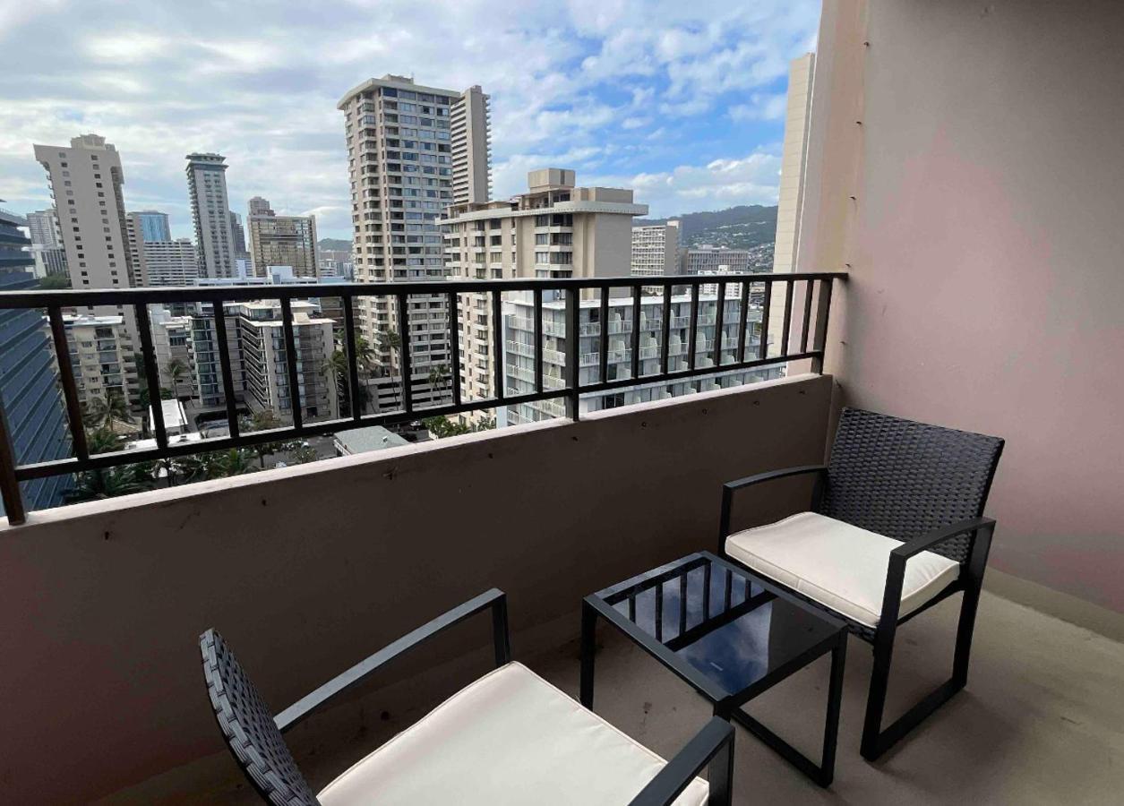 1414- Heart Of Waikiki With Kitchen - Free Parking - City View Хонолулу Екстериор снимка